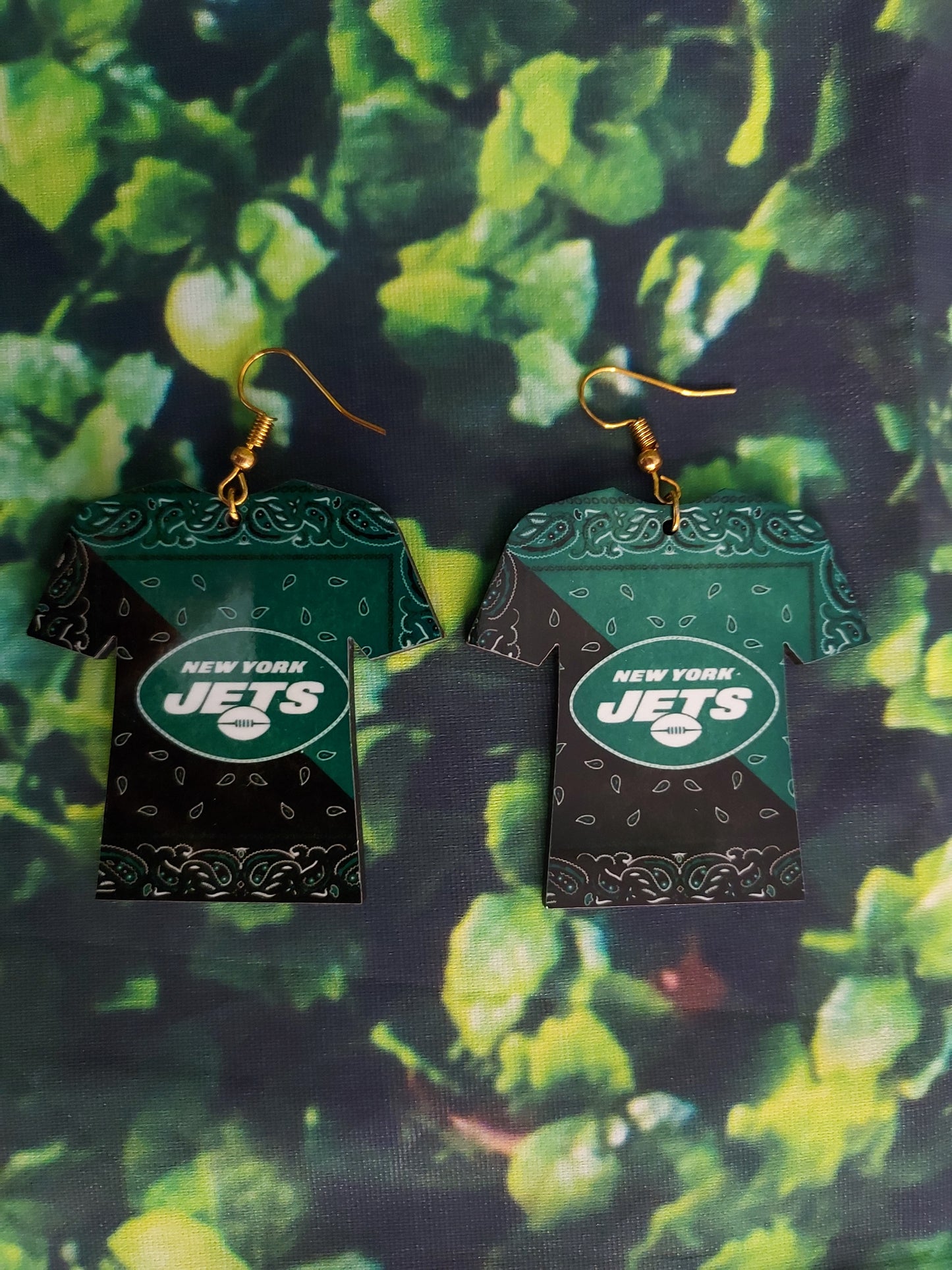 Earrings (sports)